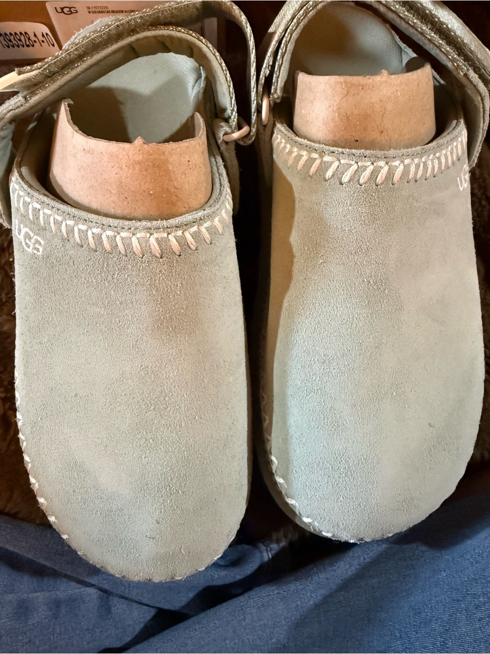 UGG womens suede Clog - meadow
